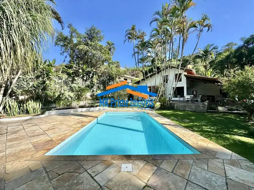 Foto 1 de Casa de Condomínio com 3 quartos para alugar, 473m2 em Algarve, Cotia - SP