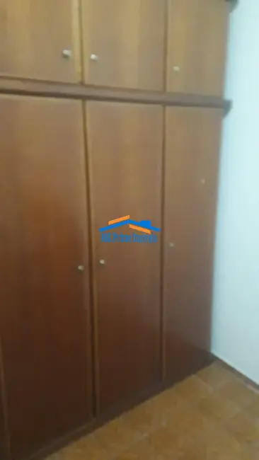 Casa com 2 quartos para alugar, 100m2 em Jardim das Flores, Osasco - SP - imagem 4 Foto 4 de Casa com 2 quartos para alugar, 100m2 em Jardim das Flores, Osasco - SP