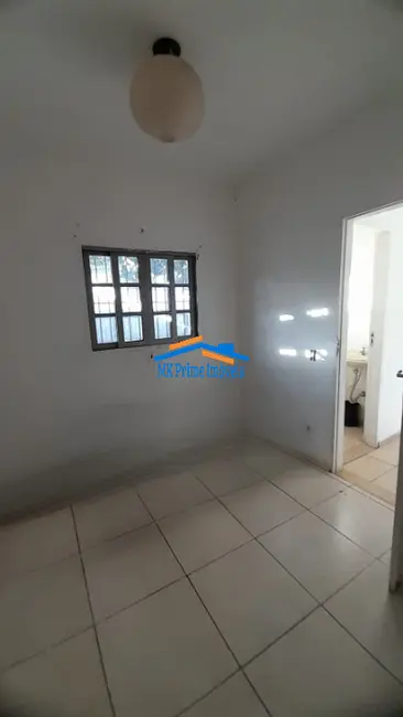 Sobrado com 4 quartos à venda, 118m2 em Jardim do Lago, São Paulo - SP - imagem 3 Foto 3 de Sobrado com 4 quartos à venda, 118m2 em Jardim do Lago, São Paulo - SP