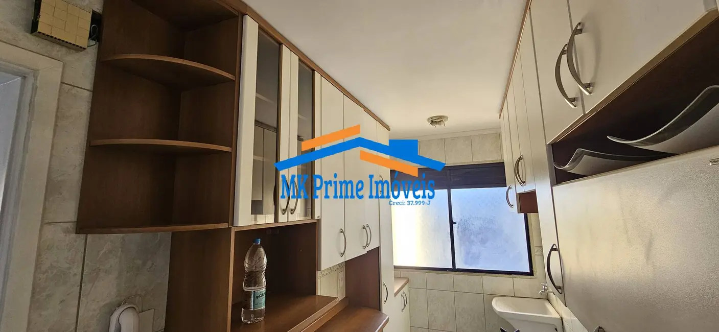 Apartamento com 3 quartos para alugar, 69m2 em Jaguaribe, Osasco - SP - imagem 5 Foto 5 de Apartamento com 3 quartos para alugar, 69m2 em Jaguaribe, Osasco - SP