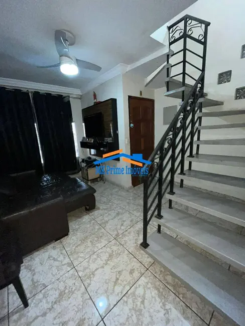 Foto 6 de Sobrado com 3 quartos à venda, 240m2 em Cipava, Osasco - SP