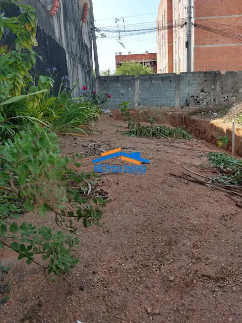 Terreno / Lote à venda, 140m2 em Jardim Roberto, Osasco - SP - imagem 3 Foto 3 de Terreno / Lote à venda, 140m2 em Jardim Roberto, Osasco - SP