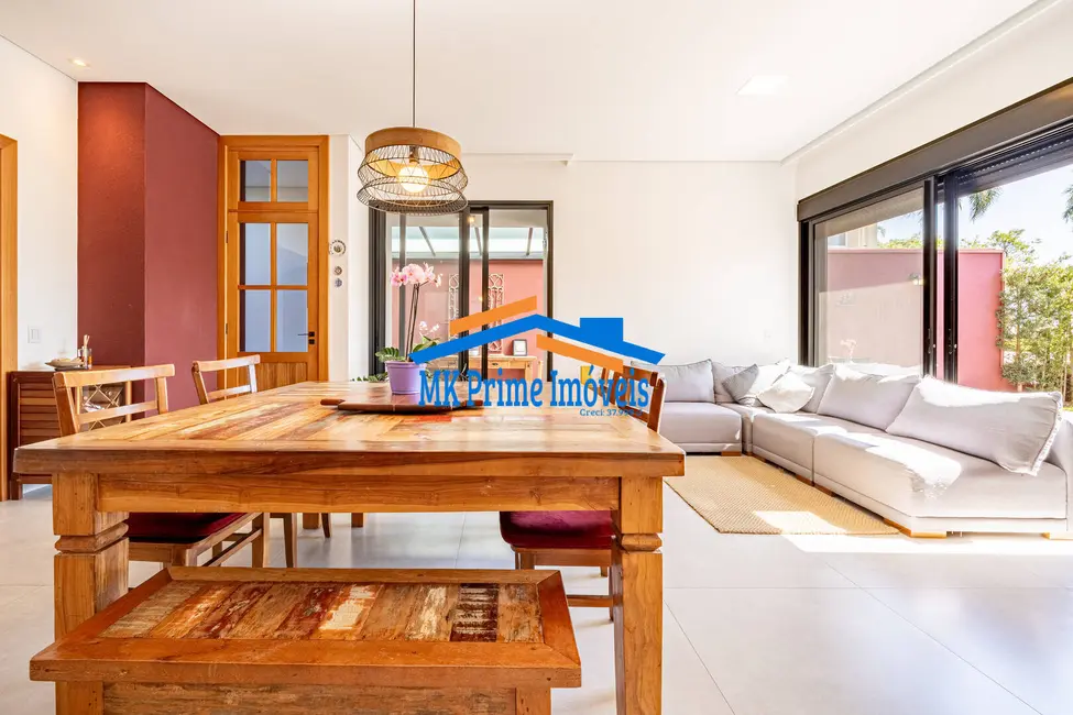 Foto 4 de Casa de Condomínio com 6 quartos à venda, 330m2 em Alphaville, Santana De Parnaiba - SP