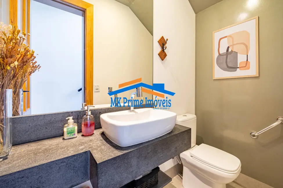 Foto 2 de Casa de Condomínio com 6 quartos à venda, 330m2 em Alphaville, Santana De Parnaiba - SP