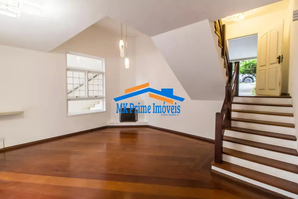 Foto 4 de Casa de Condomínio com 4 quartos à venda, 300m2 em Alphaville, Santana De Parnaiba - SP