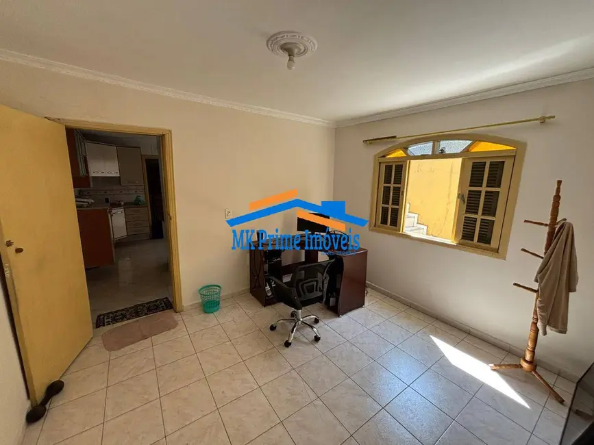 Foto 2 de Sobrado com 3 quartos à venda, 150m2 em Vila Menck, Osasco - SP