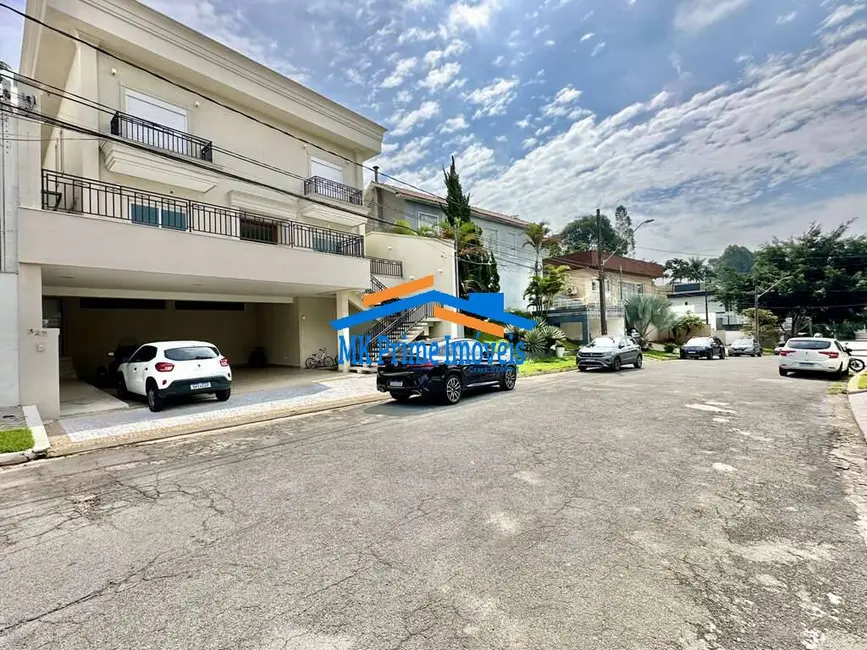 Casa de Condomínio com 4 quartos à venda, 468m2 em São Paulo II, Cotia - SP - imagem 5 Foto 5 de Casa de Condomínio com 4 quartos à venda, 468m2 em São Paulo II, Cotia - SP