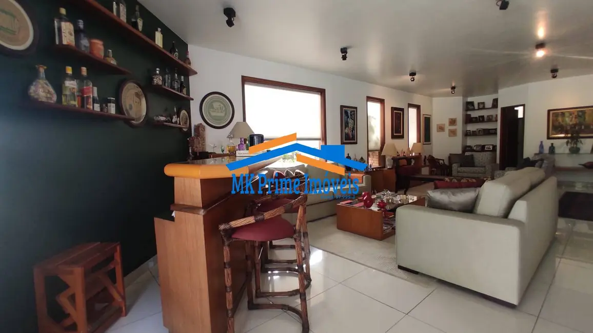 Foto 2 de Casa de Condomínio com 3 quartos à venda, 350m2 em Alphaville, Santana De Parnaiba - SP