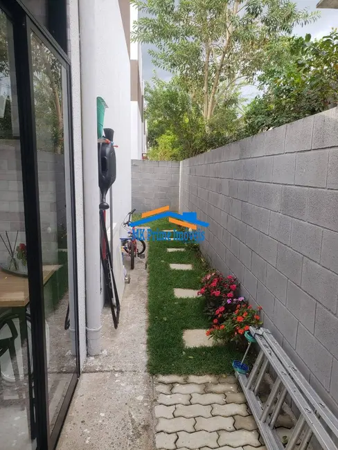 Foto 4 de Casa de Condomínio com 2 quartos à venda, 60m2 em Água Espraiada (Caucaia do Alto), Cotia - SP