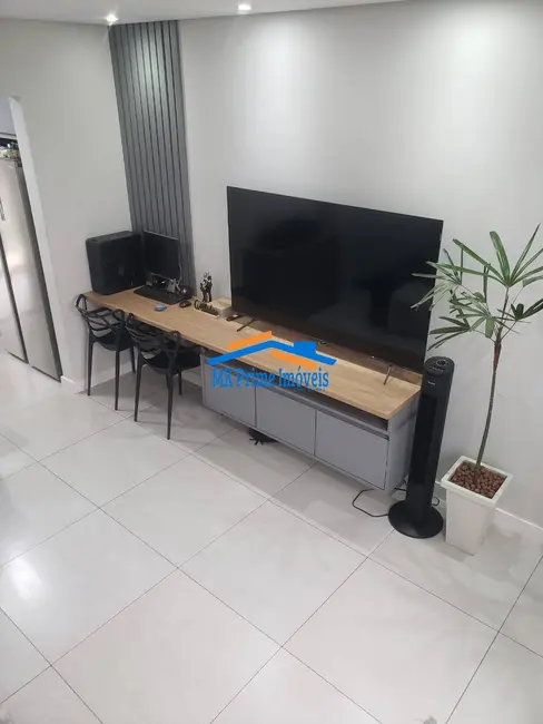 Foto 2 de Casa de Condomínio com 2 quartos à venda, 60m2 em Água Espraiada (Caucaia do Alto), Cotia - SP