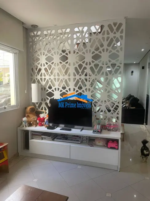 Foto 3 de Casa de Condomínio com 4 quartos à venda, 180m2 em Parque dos Príncipes, São Paulo - SP