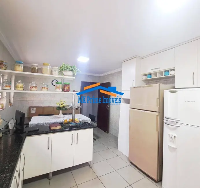 Sobrado com 4 quartos para alugar, 150m2 em Presidente Altino, Osasco - SP - imagem 6 Foto 6 de Sobrado com 4 quartos para alugar, 150m2 em Presidente Altino, Osasco - SP