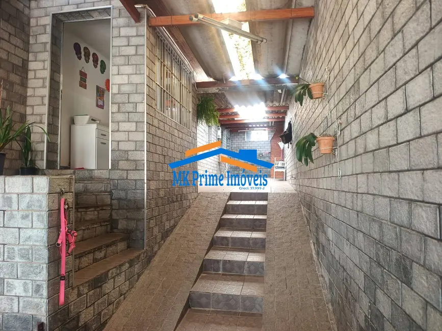 Foto 2 de Casa com 2 quartos à venda, 244m2 em Quitaúna, Osasco - SP