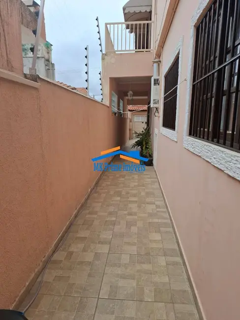 Foto 3 de Sobrado com 3 quartos à venda, 173m2 em Cipava, Osasco - SP