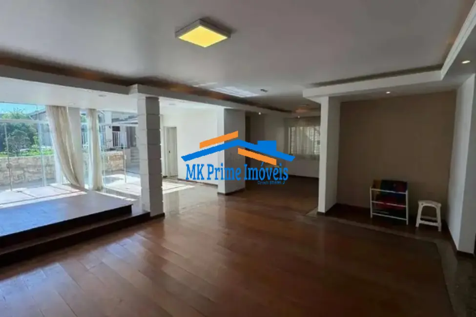 Casa de Condomínio com 3 quartos à venda, 359m2 em Osasco - SP - imagem 6 Foto 6 de Casa de Condomínio com 3 quartos à venda, 359m2 em Osasco - SP