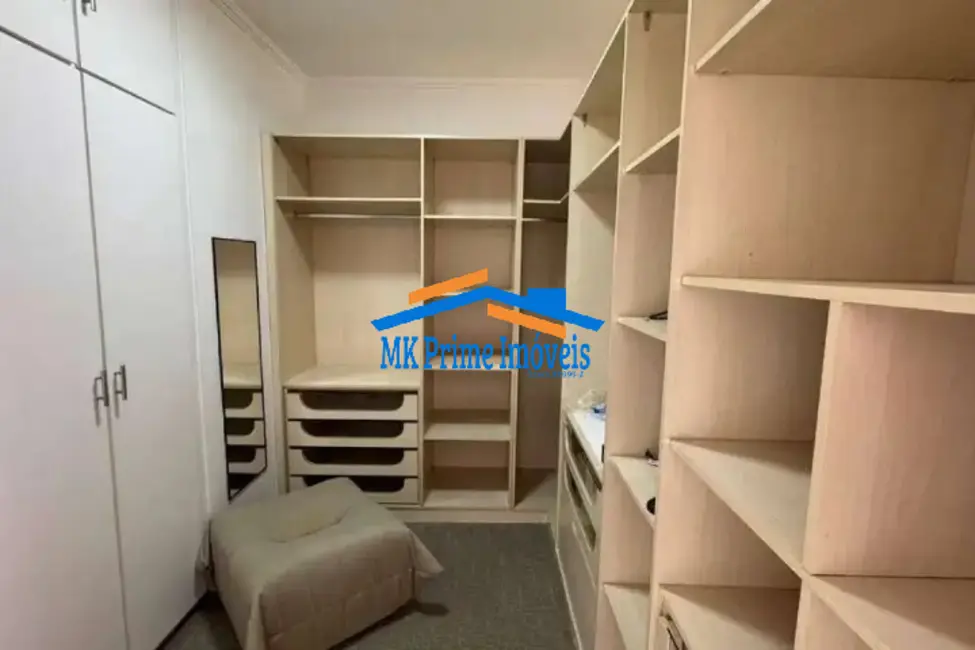 Casa de Condomínio com 3 quartos à venda, 359m2 em Osasco - SP - imagem 8 Foto 8 de Casa de Condomínio com 3 quartos à venda, 359m2 em Osasco - SP