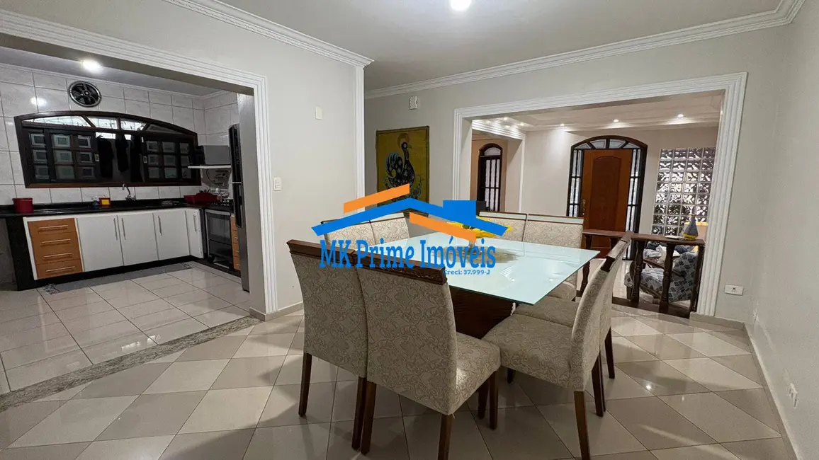 Foto 9 de Sobrado com 3 quartos à venda, 220m2 em Jardim das Flores, Osasco - SP