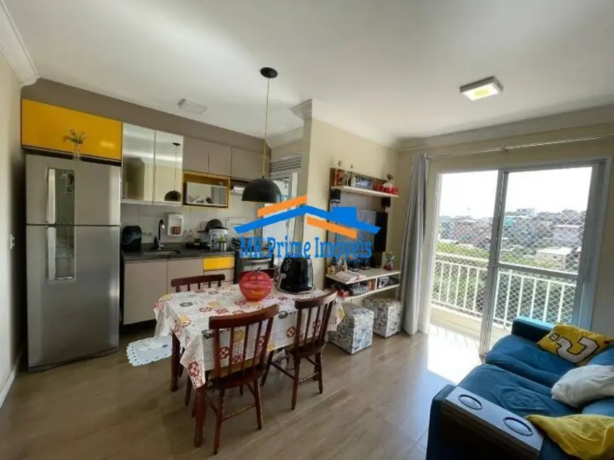 Foto 4 de Apartamento com 2 quartos à venda, 46m2 em Jardim Marilu, Carapicuiba - SP