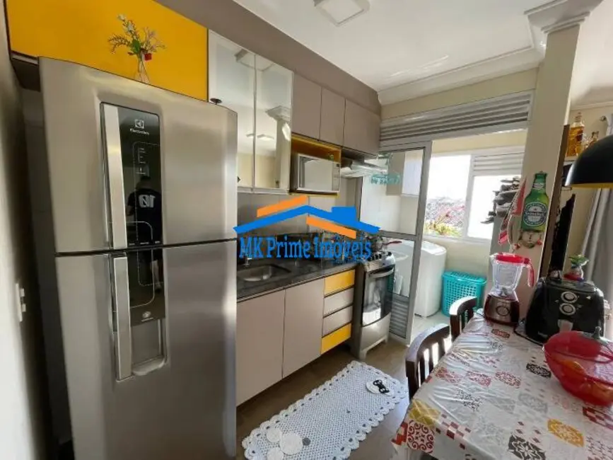 Foto 3 de Apartamento com 2 quartos à venda, 46m2 em Jardim Marilu, Carapicuiba - SP