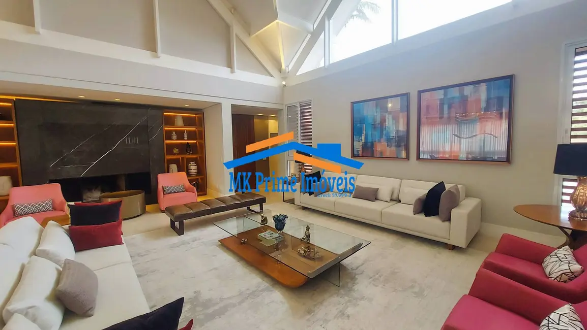 Casa de Condomínio com 4 quartos à venda, 1960m2 em Tamboré, Barueri - SP - imagem 3 Foto 3 de Casa de Condomínio com 4 quartos à venda, 1960m2 em Tamboré, Barueri - SP