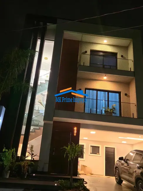 Foto 1 de Casa de Condomínio com 3 quartos à venda, 260m2 em Suru, Santana De Parnaiba - SP