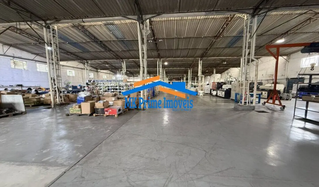 Armazém / Galpão para alugar, 3910m2 em São Pedro, Osasco - SP - imagem 1 Foto 1 de Armazém / Galpão para alugar, 3910m2 em São Pedro, Osasco - SP