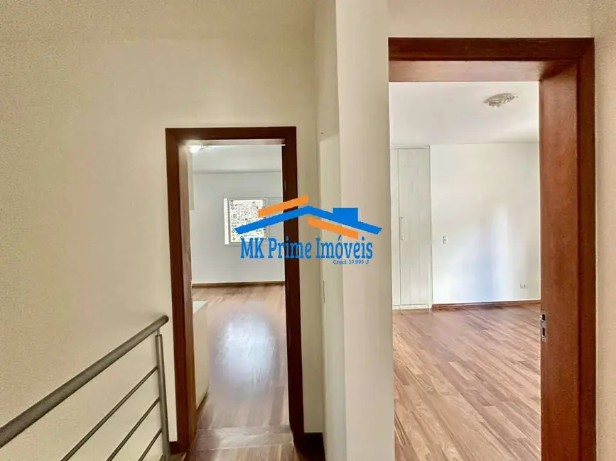 Foto 9 de Casa de Condomínio com 4 quartos para alugar, 401m2 em Golf Gardens, Carapicuiba - SP