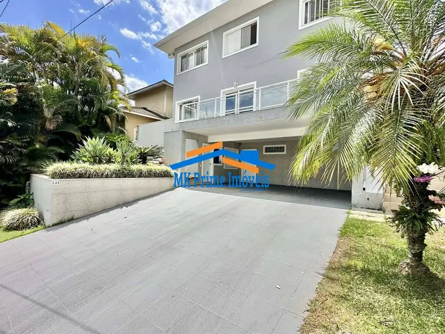 Foto 3 de Casa de Condomínio com 4 quartos para alugar, 401m2 em Golf Gardens, Carapicuiba - SP