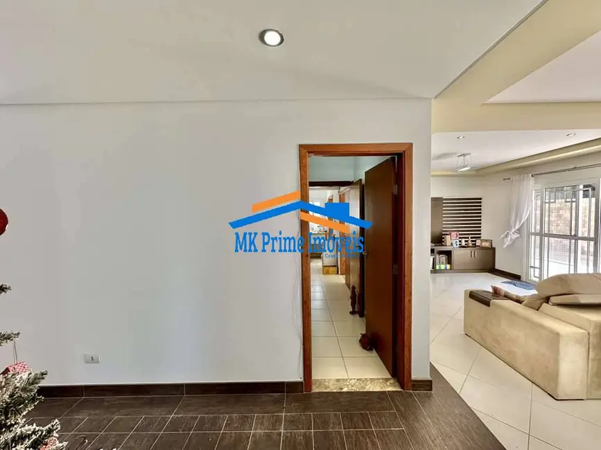 Foto 6 de Casa de Condomínio com 4 quartos para alugar, 401m2 em Golf Gardens, Carapicuiba - SP