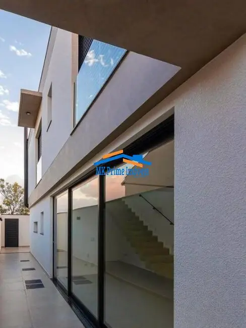 Foto 3 de Sobrado com 3 quartos à venda, 150m2 em City Bussocaba, Osasco - SP