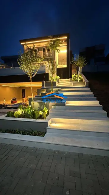 Foto 2 de Casa de Condomínio com 3 quartos à venda, 335m2 em Sítio do Morro, Santana De Parnaiba - SP