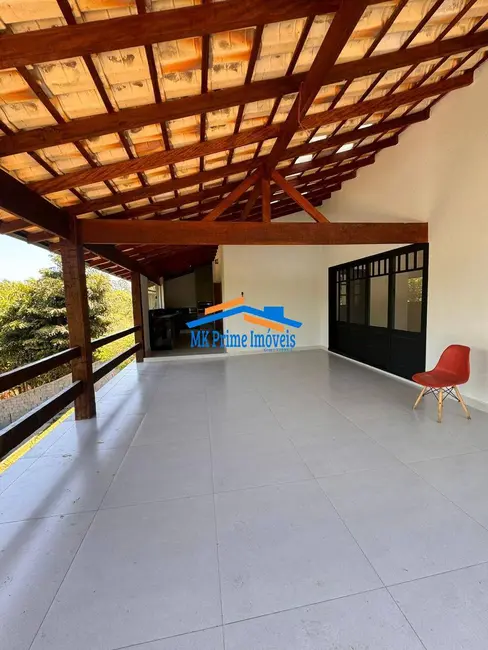 Casa com 4 quartos à venda, 315m2 em Chácara Moinho Velho, Carapicuiba - SP - imagem 3 Foto 3 de Casa com 4 quartos à venda, 315m2 em Chácara Moinho Velho, Carapicuiba - SP