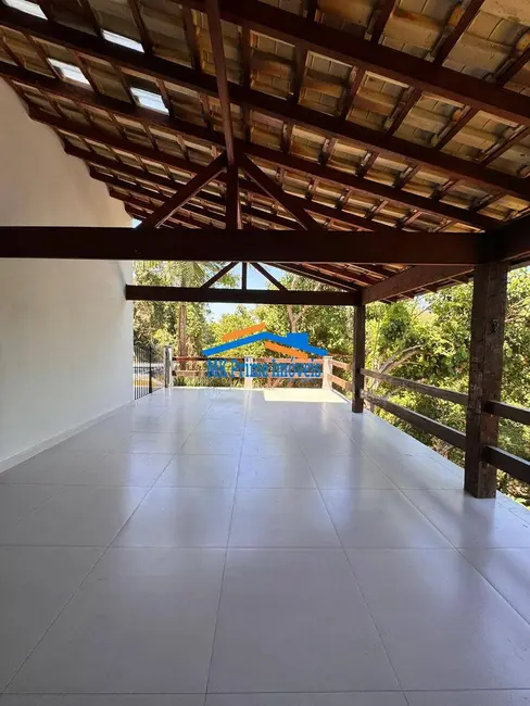 Casa com 4 quartos à venda, 315m2 em Chácara Moinho Velho, Carapicuiba - SP - imagem 4 Foto 4 de Casa com 4 quartos à venda, 315m2 em Chácara Moinho Velho, Carapicuiba - SP