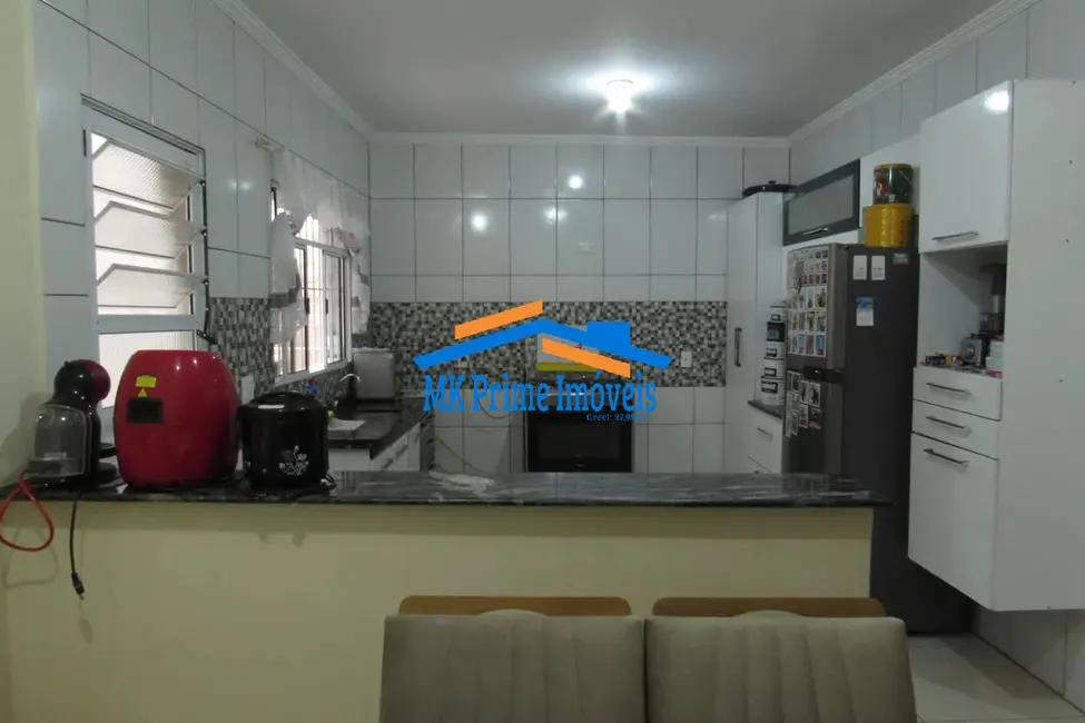 Sobrado com 3 quartos à venda, 200m2 em Bandeiras, Osasco - SP - imagem 9 Foto 9 de Sobrado com 3 quartos à venda, 200m2 em Bandeiras, Osasco - SP