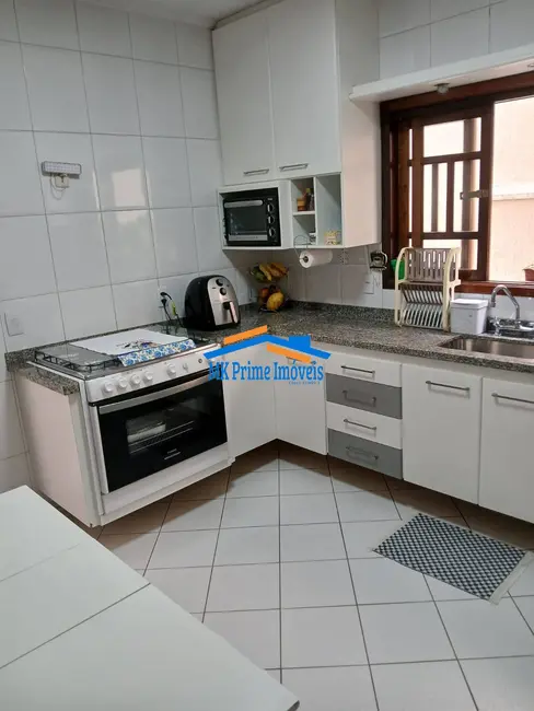 Foto 8 de Sobrado com 3 quartos à venda, 200m2 em Vila São Silvestre, São Paulo - SP