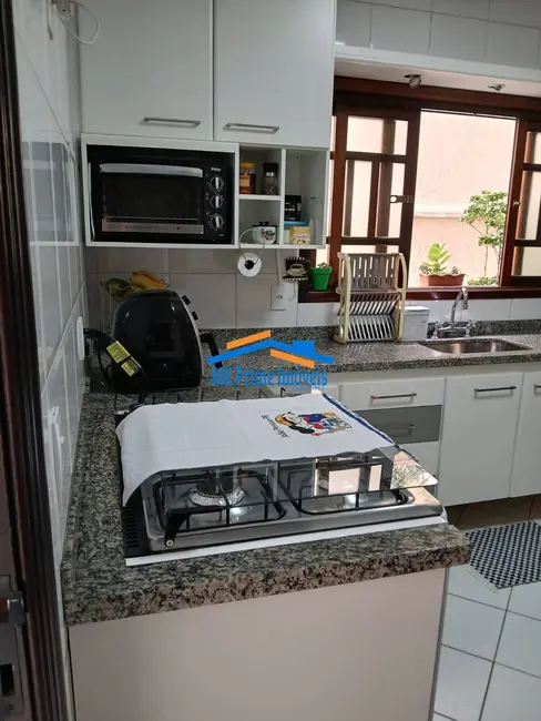 Foto 9 de Sobrado com 3 quartos à venda, 200m2 em Vila São Silvestre, São Paulo - SP