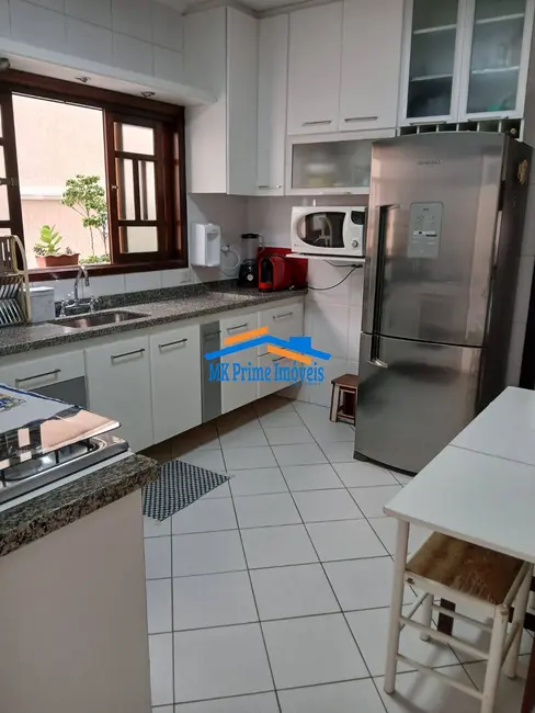 Foto 7 de Sobrado com 3 quartos à venda, 200m2 em Vila São Silvestre, São Paulo - SP