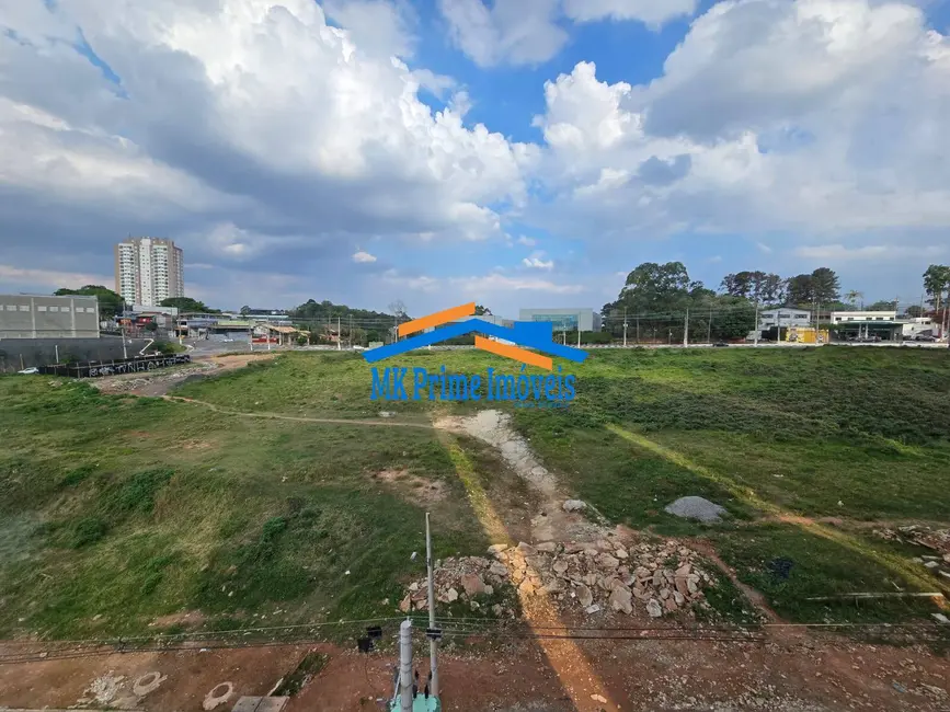 Foto 4 de Apartamento para alugar, 30m2 em Alto de Santa Lúcia, Carapicuiba - SP