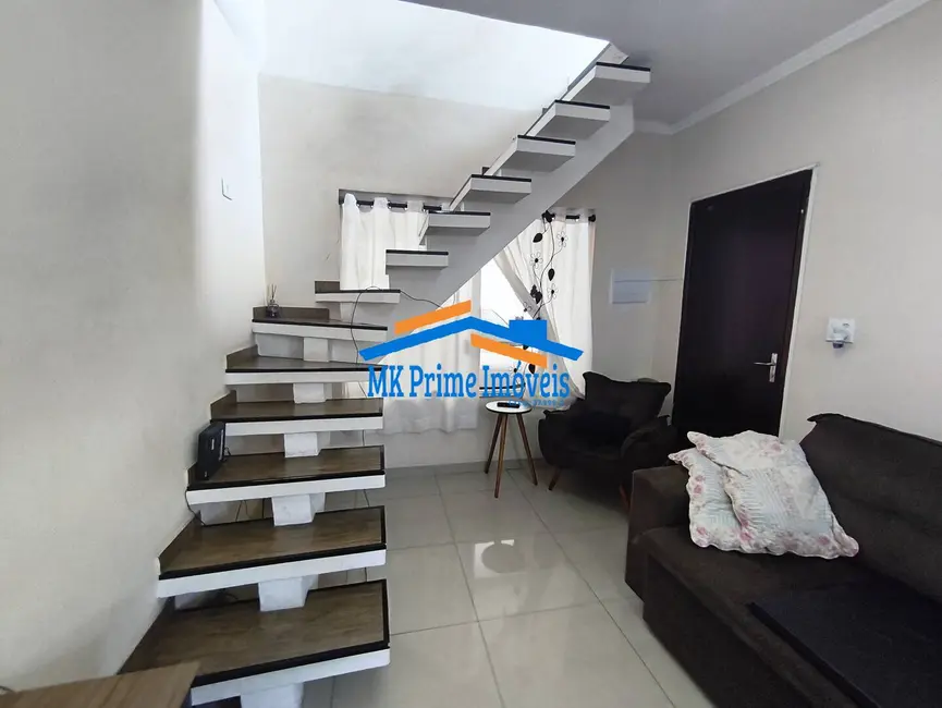 Foto 9 de Sobrado com 5 quartos à venda, 218m2 em Santo Antônio, Osasco - SP