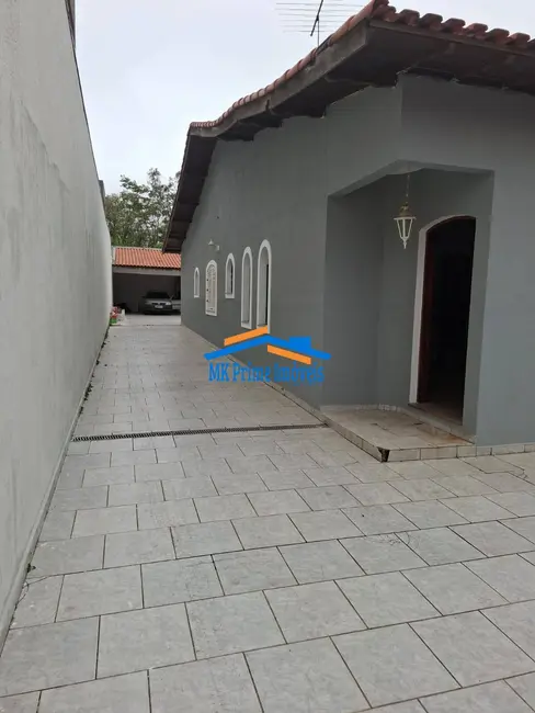 Casa com 3 quartos para alugar, 200m2 em City Bussocaba, Osasco - SP - imagem 4 Foto 4 de Casa com 3 quartos para alugar, 200m2 em City Bussocaba, Osasco - SP