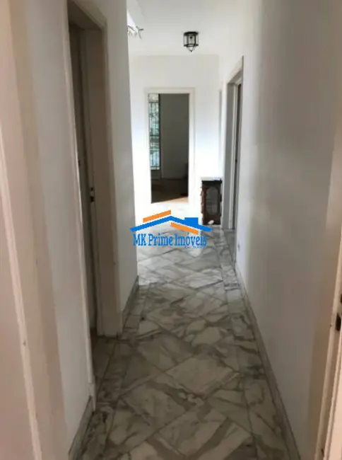 Sobrado com 6 quartos à venda, 350m2 em Vila Madalena, São Paulo - SP - imagem 9 Foto 9 de Sobrado com 6 quartos à venda, 350m2 em Vila Madalena, São Paulo - SP