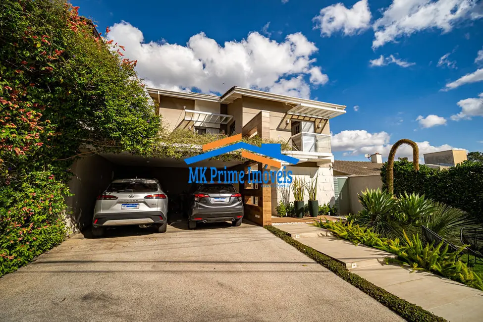 Foto 2 de Casa de Condomínio com 4 quartos à venda, 300m2 em Alphaville, Santana De Parnaiba - SP