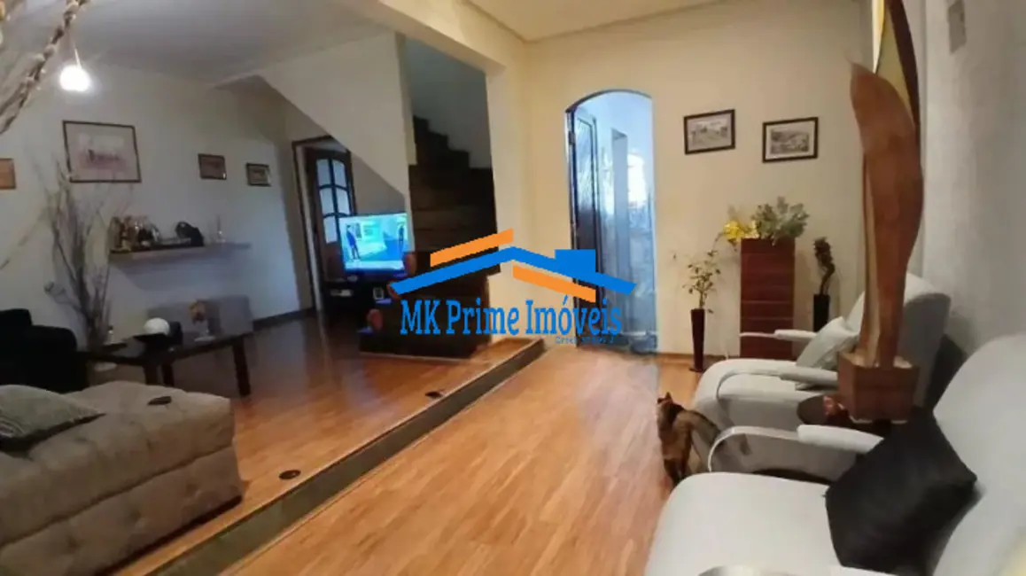 Foto 1 de Sobrado com 3 quartos à venda, 220m2 em Osasco - SP