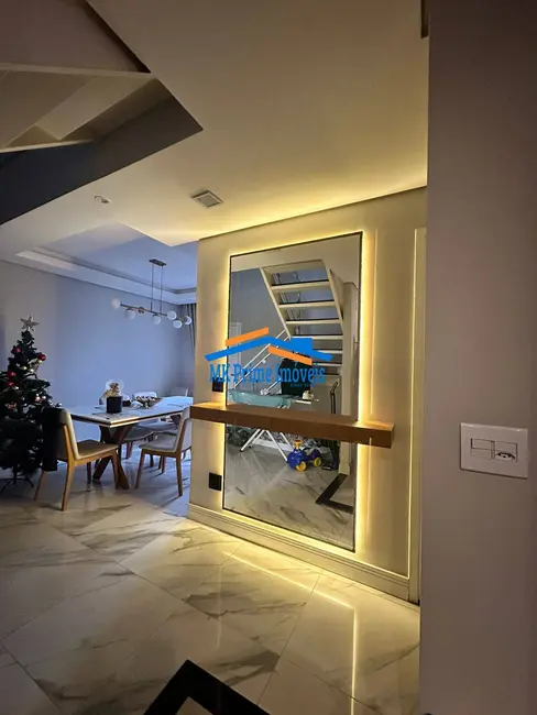 Foto 1 de Cobertura com 3 quartos à venda, 110m2 em Vila Santa Terezinha, Carapicuiba - SP