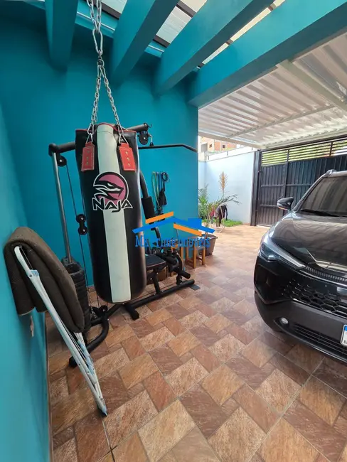 Casa com 3 quartos à venda, 1756m2 em Aracariguama - SP - imagem 2 Foto 2 de Casa com 3 quartos à venda, 1756m2 em Aracariguama - SP