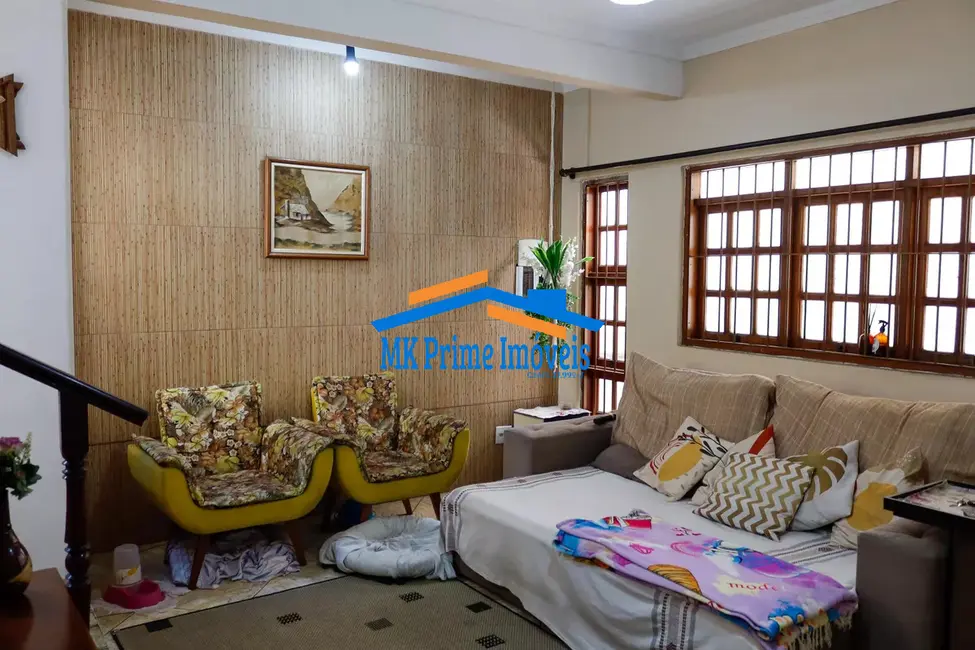 Sobrado com 3 quartos à venda em Jardim Roberto, Osasco - SP - imagem 6 Foto 6 de Sobrado com 3 quartos à venda em Jardim Roberto, Osasco - SP