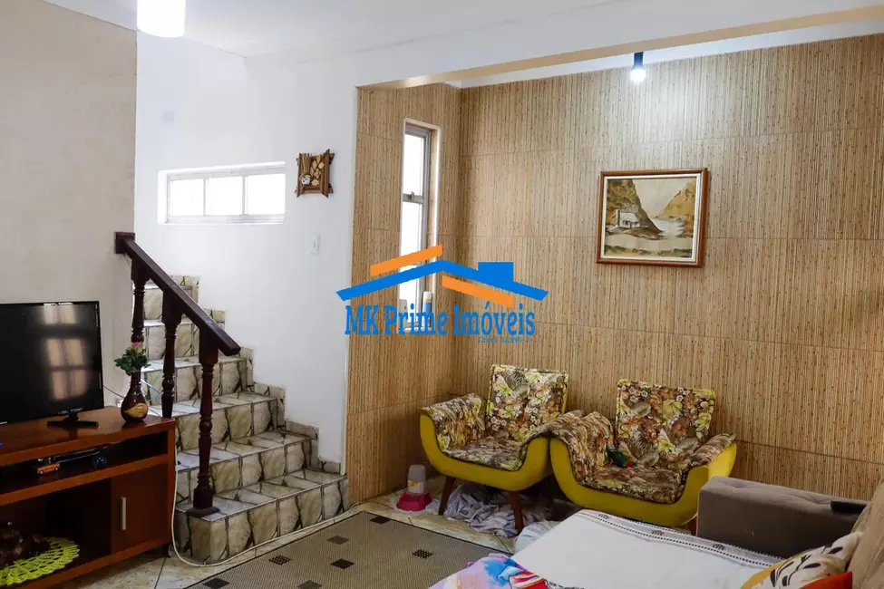 Sobrado com 3 quartos à venda em Jardim Roberto, Osasco - SP - imagem 7 Foto 7 de Sobrado com 3 quartos à venda em Jardim Roberto, Osasco - SP