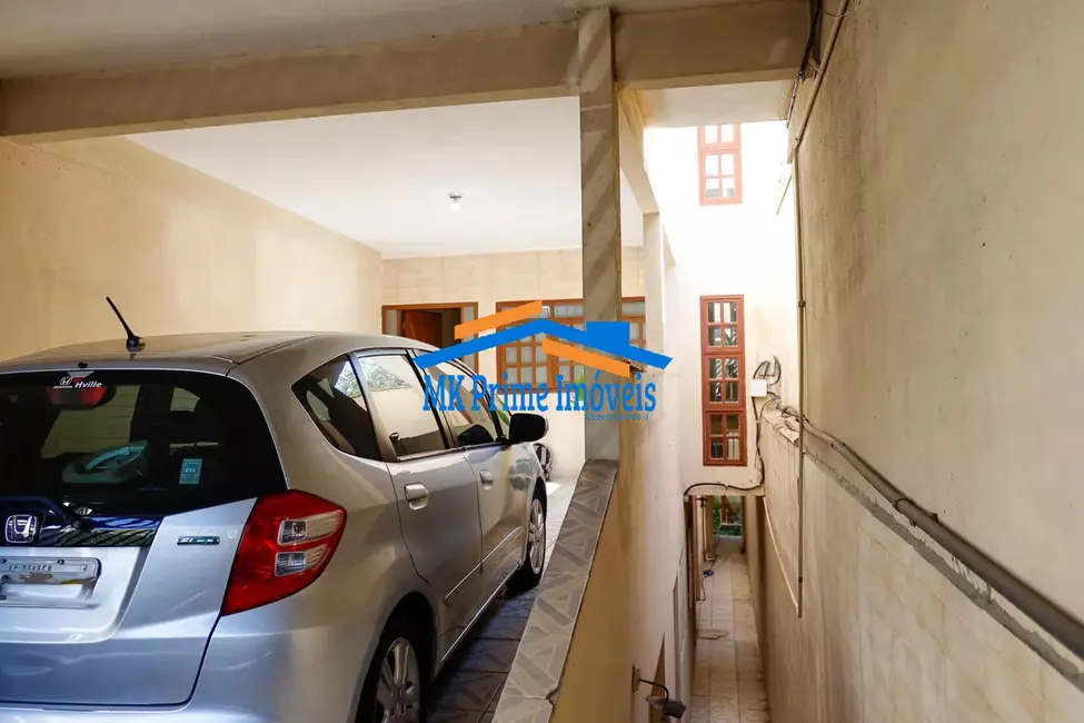 Sobrado com 3 quartos à venda em Jardim Roberto, Osasco - SP - imagem 1 Foto 1 de Sobrado com 3 quartos à venda em Jardim Roberto, Osasco - SP