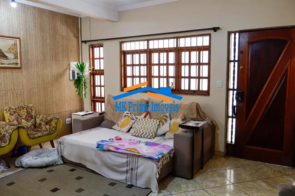 Sobrado com 3 quartos à venda em Jardim Roberto, Osasco - SP - imagem 5 Foto 5 de Sobrado com 3 quartos à venda em Jardim Roberto, Osasco - SP