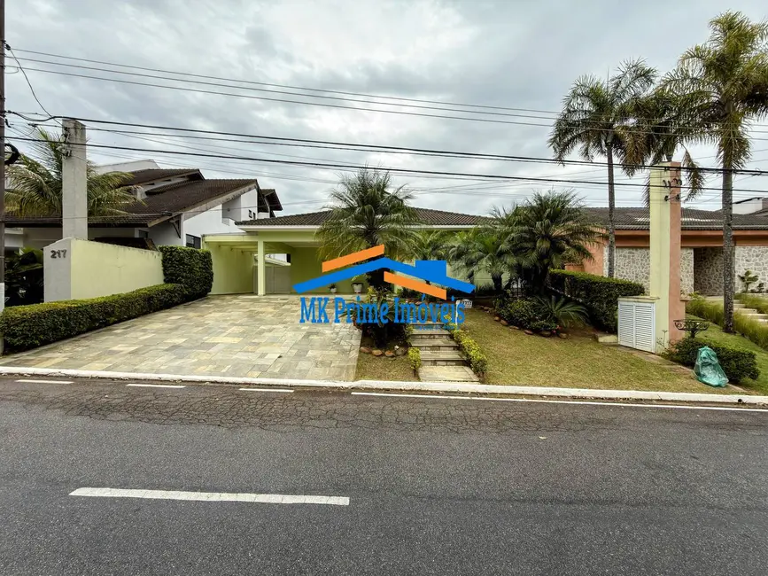Foto 1 de Casa de Condomínio com 4 quartos para alugar, 350m2 em Tamboré, Santana De Parnaiba - SP